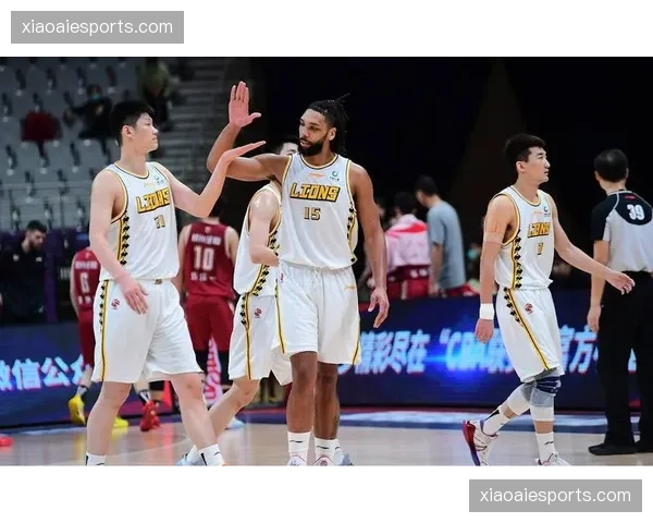 卢根茨·多尔特进攻效率129.0球员榜第一，雷霆侧翼攻防一体